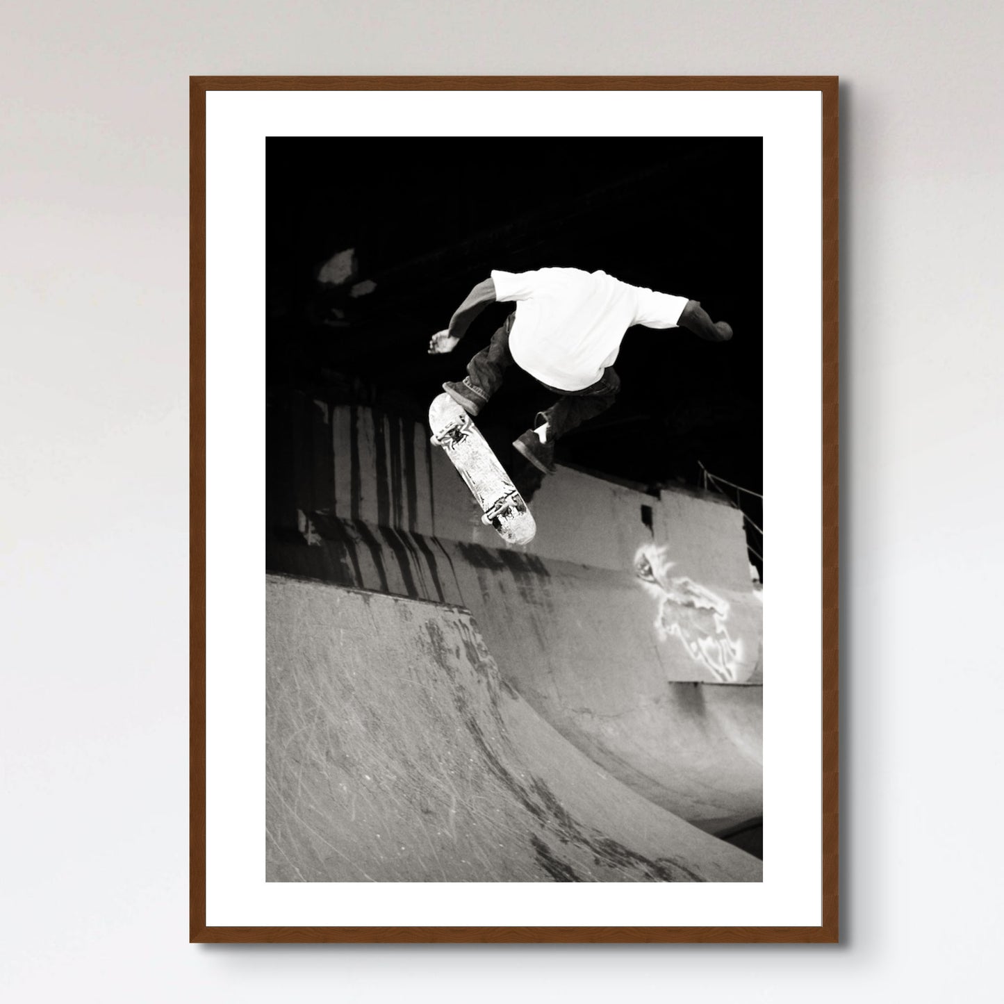 Black and Whit Photo of a Skateboarder